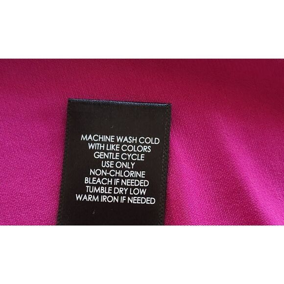Torrid Size 00 Fushia v neck blouse flowy polyester spandex blend - Picture 13 of 14
